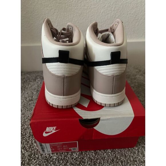 Nike Dunk High 'Fossil Stone' men’s size 9.5 - Picture 3 of 9